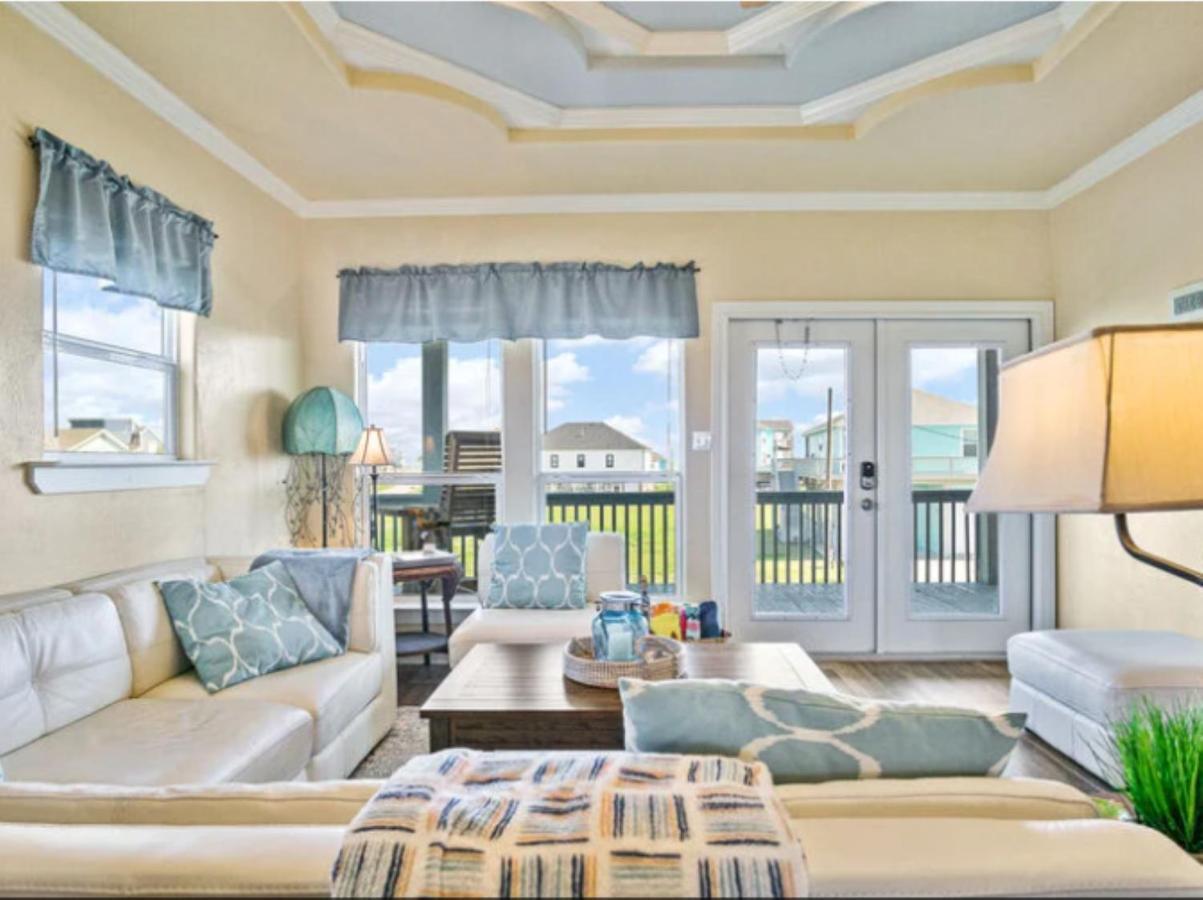 Fancy Nancy 2 Min Walk To Beach, Lyft, Pet-Friendly Bolivar Peninsula Luaran gambar