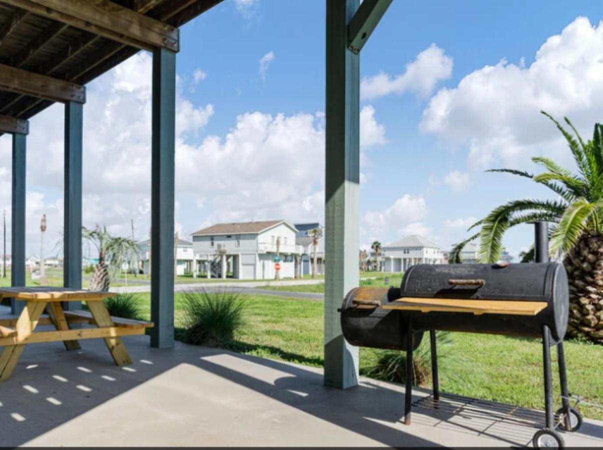 Fancy Nancy 2 Min Walk To Beach, Lyft, Pet-Friendly Bolivar Peninsula Luaran gambar