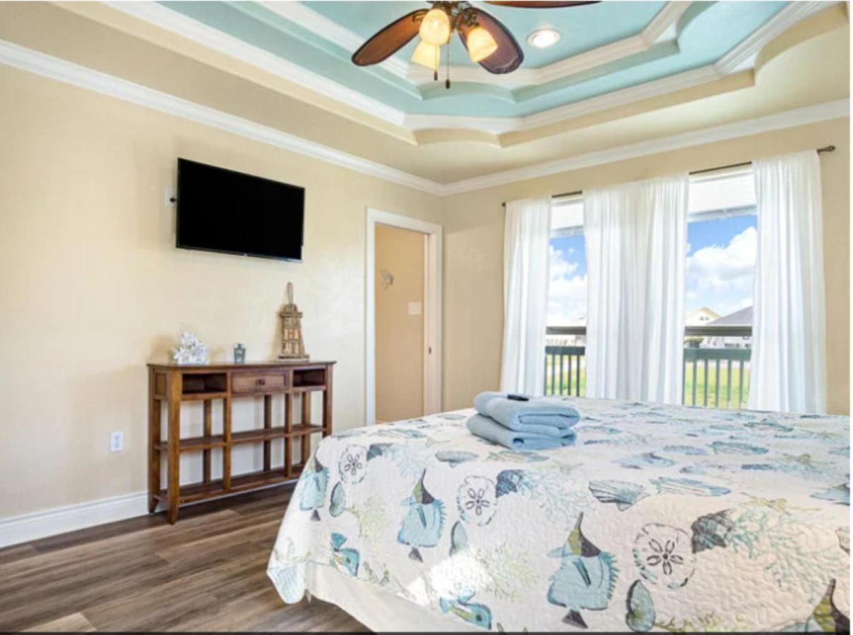 Fancy Nancy 2 Min Walk To Beach, Lyft, Pet-Friendly Bolivar Peninsula Luaran gambar