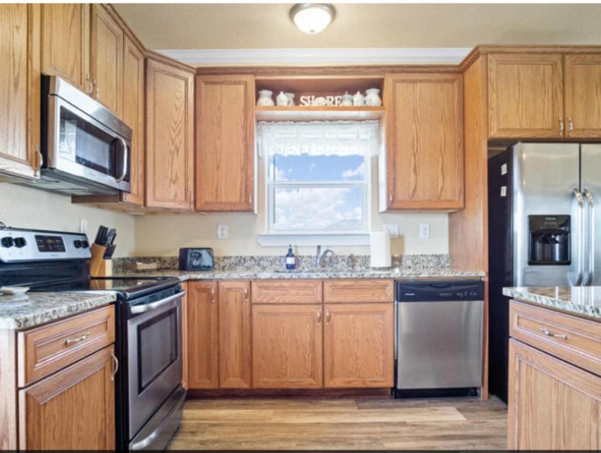 Fancy Nancy 2 Min Walk To Beach, Lyft, Pet-Friendly Bolivar Peninsula Luaran gambar