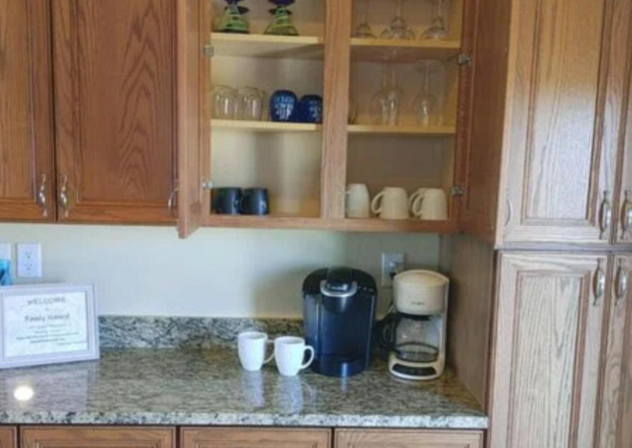 Fancy Nancy 2 Min Walk To Beach, Lyft, Pet-Friendly Bolivar Peninsula Luaran gambar